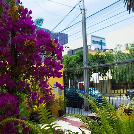 Residencial Miraflores B&B Lima Bagian luar foto