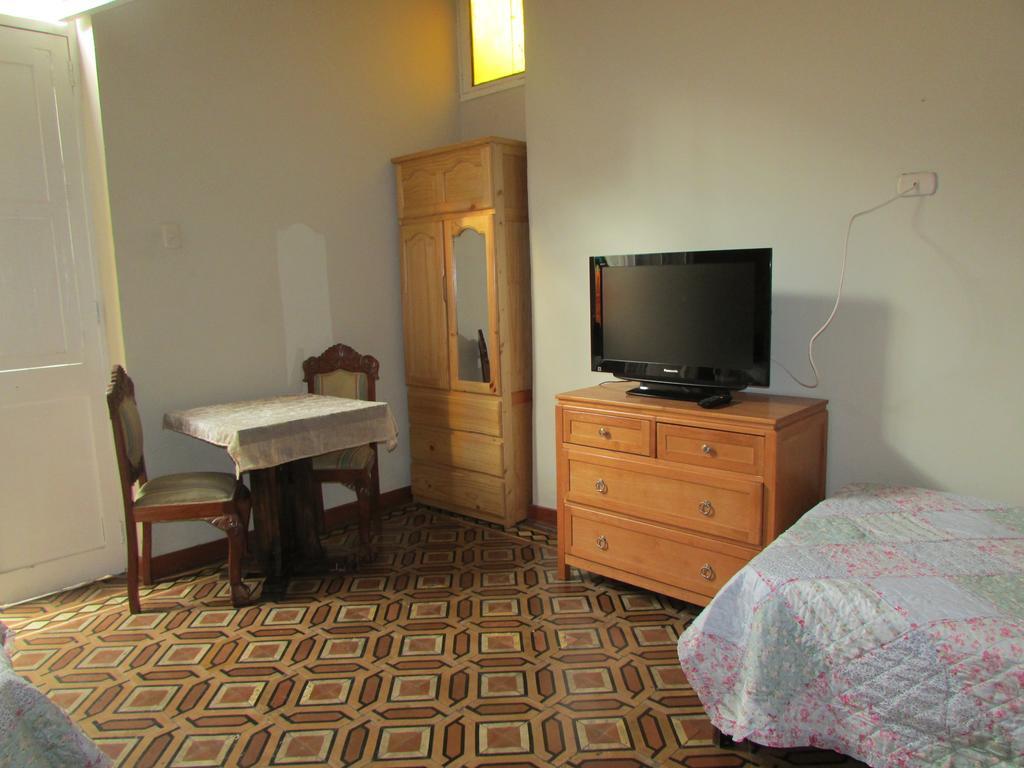 Residencial Miraflores B&B Lima Ruang foto